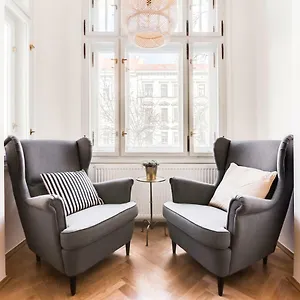 Trendy Local Apartment