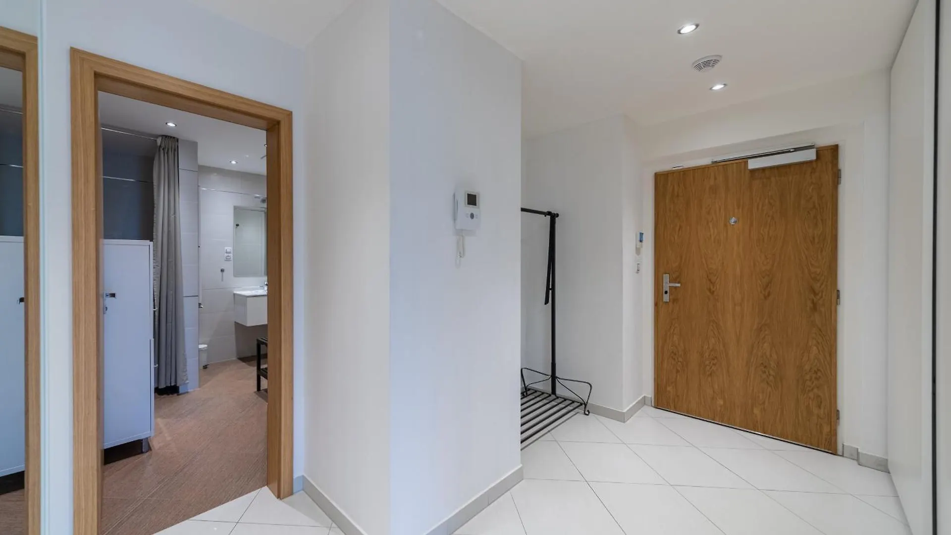 Garden Towers Apartments プラハ