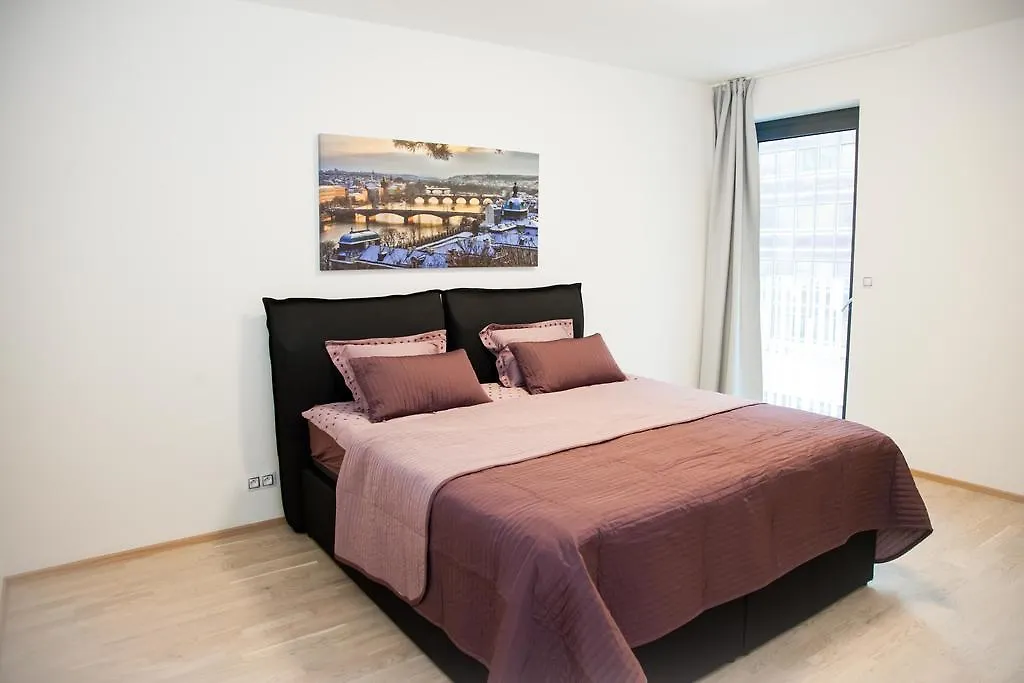 Garden Towers Apartments Praga